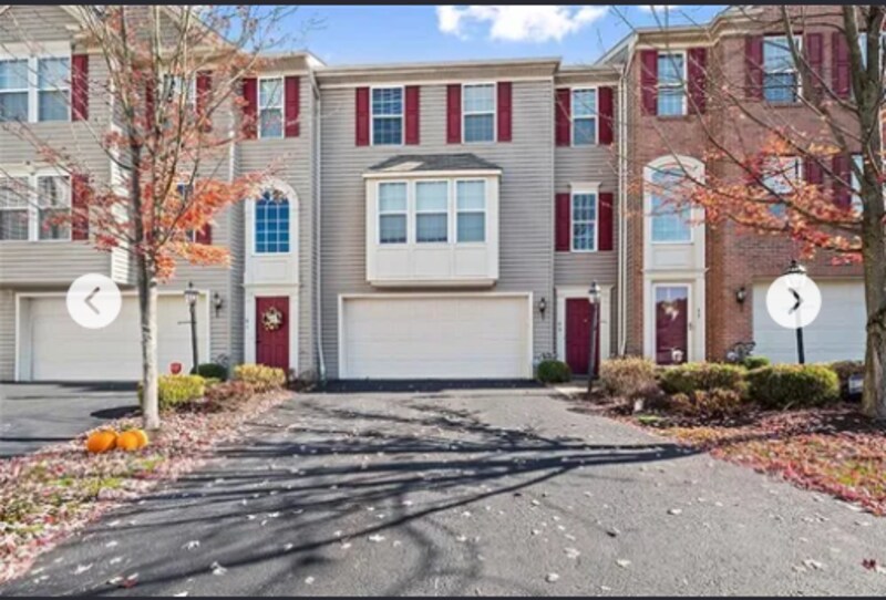 43 Morningtide Ct in Monroeville, PA - Building Photo