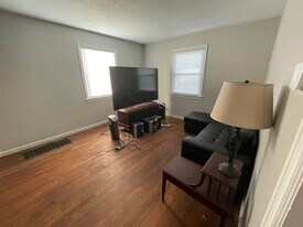 112 Howard St in Fairfield, CT - Building Photo