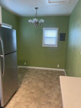 827 Cedar Ave-Unit -831 in Long Beach, CA - Building Photo - Building Photo