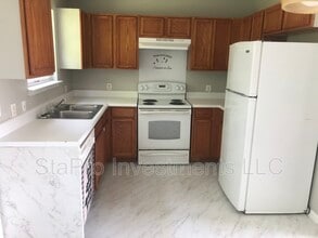 164 Village Pl in Smithville, TN - Building Photo - Building Photo