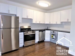 914 Green Bay Rd in Winnetka, IL - Building Photo - Building Photo