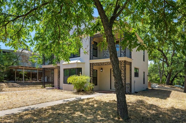 1401 Kirkwood Rd in Austin, TX - Building Photo - Building Photo