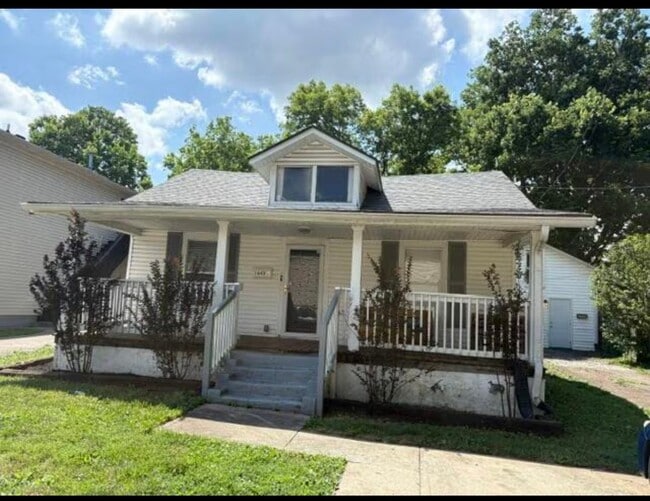property at 1043 Crescent Ave