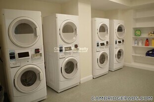 1 Chauncy St in Cambridge, MA - Building Photo