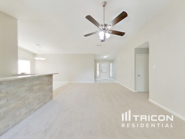23426 Canyon Lake Dr in Spring, TX - Building Photo - Building Photo