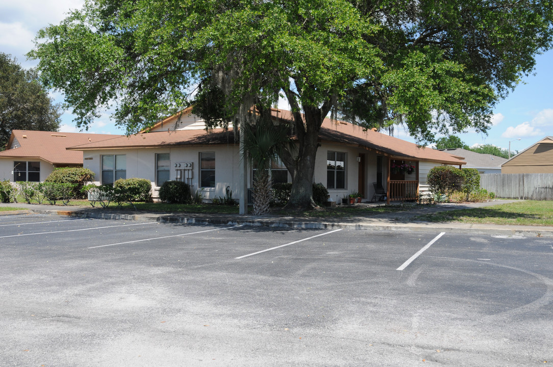 Maine Avenue Apartments & Villas in Apopka, FL - Foto de edificio