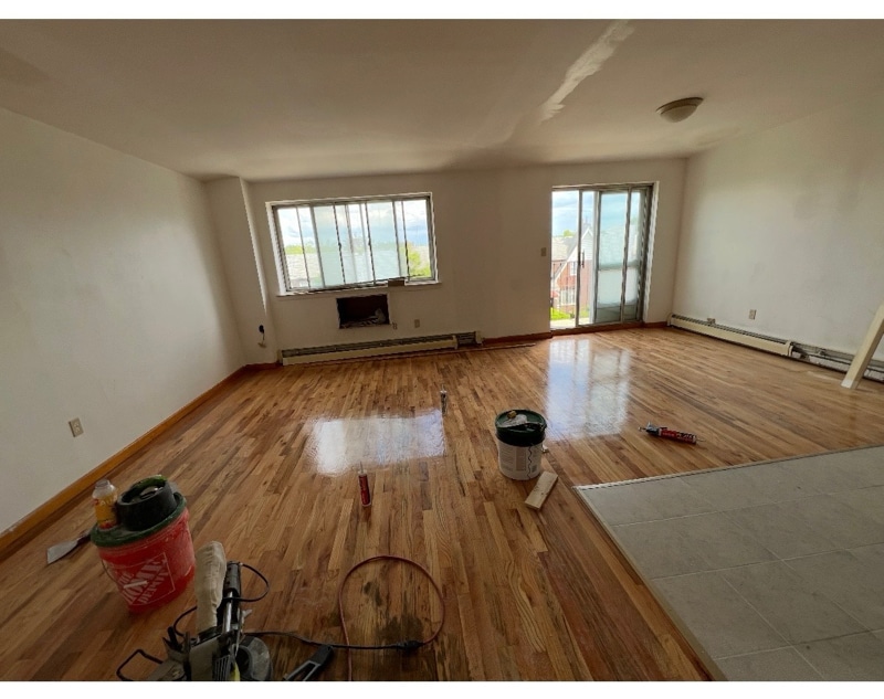 85-28 66th Ave in Queens, NY - Foto de edificio