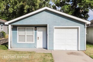 2833 Kensington Ave in Kansas City, MO - Building Photo