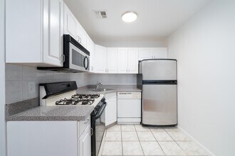 524-526 4th St in Union City, NJ - Building Photo - Building Photo