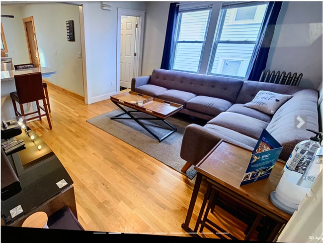 18 Bond St, Unit 1 in Somerville, MA - Building Photo - Building Photo