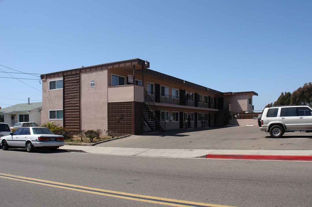 1655 E 16th St in National City, CA - Building Photo