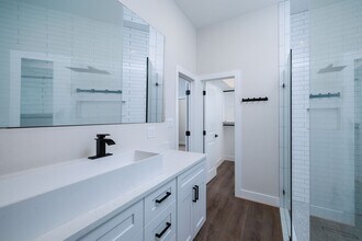 354 Peach Pt Ln in Trinity, TX - Building Photo - Building Photo