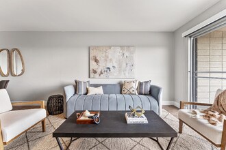 1330 N Gaylord St in Denver, CO - Building Photo - Building Photo