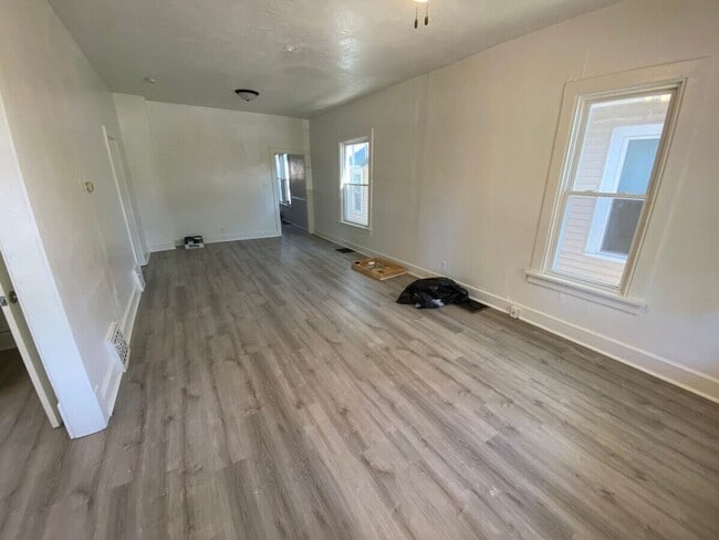 715 W 2nd St in Sioux City, IA - Building Photo - Building Photo
