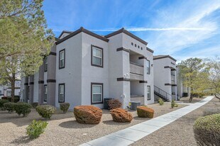 7255 W Sunset Rd in Las Vegas, NV - Building Photo