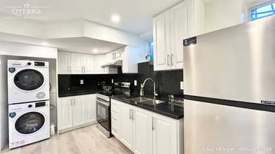 413 Boyd Ln in Milton, ON - Building Photo - Building Photo