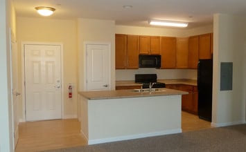 Finney Crossing Apartments in Williston, VT - Building Photo - Building Photo