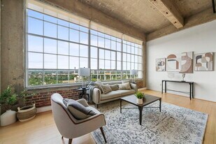 Lofts and Upper Lofts at Canal Walk III in Richmond, VA - Building Photo