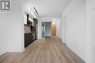 36 Zorra St in Toronto, ON - Building Photo - Building Photo