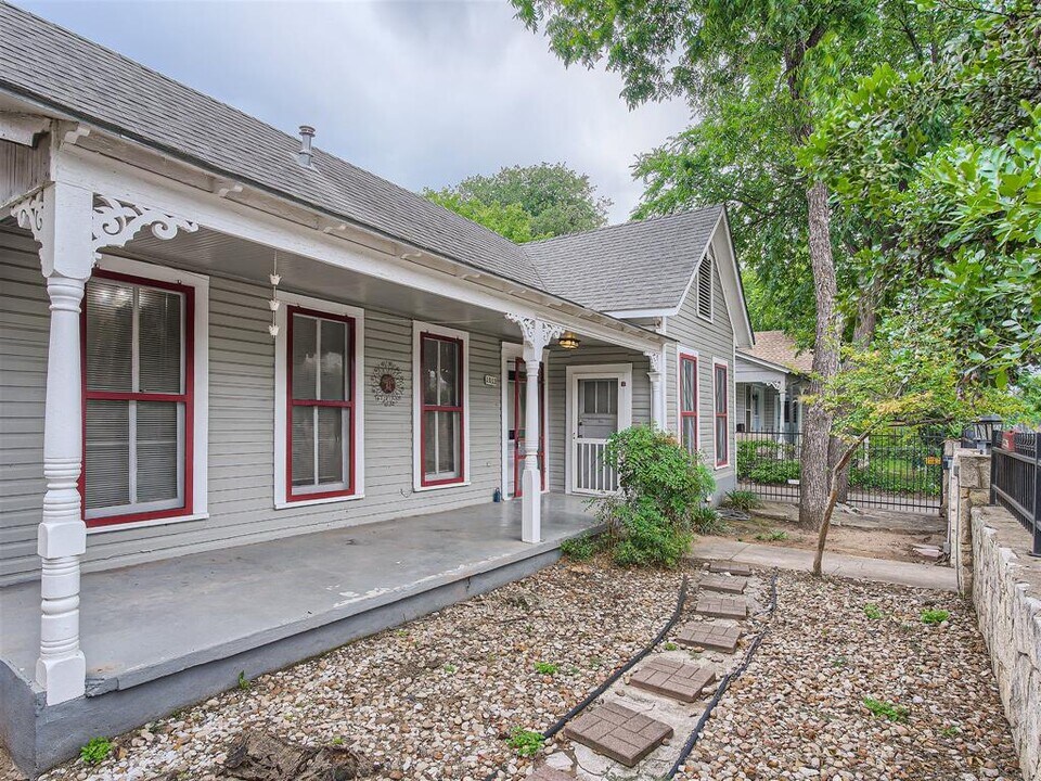 1013 E 3rd St in Austin, TX - Building Photo
