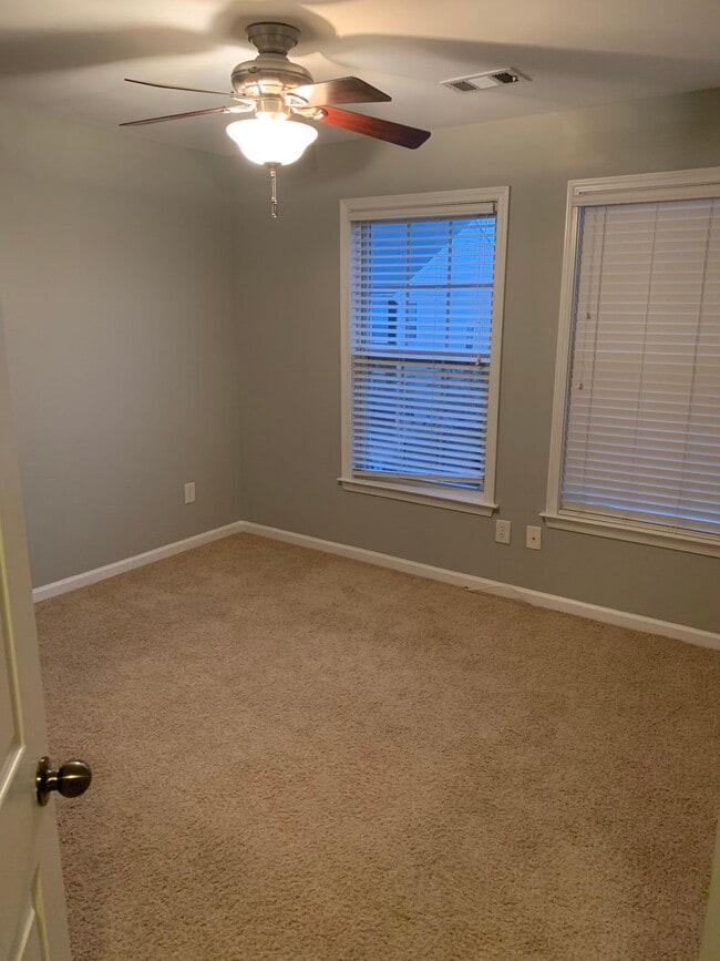property at 432 Poplar Farms Dr