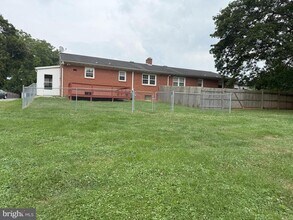 5110 Woodbine Rd in Woodbine, MD - Building Photo - Building Photo