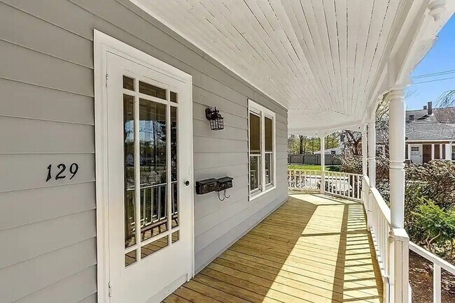 129 Union St in Athol, MA - Building Photo - Building Photo