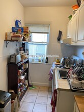 69 Raymond Ave, Unit 1 in Somerville, MA - Foto de edificio - Building Photo
