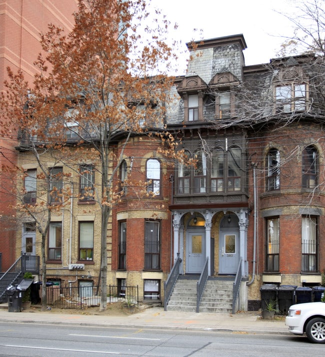 338 Jarvis St in Toronto, ON - Building Photo - Building Photo