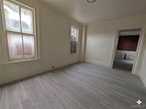 616 7th St in Niagara Falls, NY - Building Photo - Building Photo