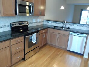 5308 Reserve Cir in Cincinnati, OH - Foto de edificio - Building Photo