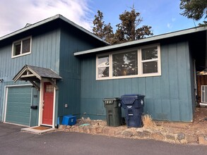 928 NW Portland Ave in Bend, OR - Building Photo - Building Photo