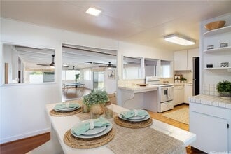225 Awakea Rd in Kailua, HI - Foto de edificio - Building Photo