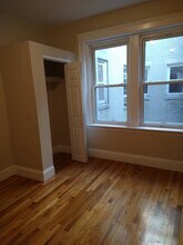 1198 Commonwealth Ave, Unit 8 in Boston, MA - Foto de edificio - Building Photo