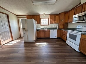 540 Meadstown Rd in Elizabeth City, NC - Building Photo - Building Photo