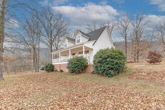 101 Star Rd in Mountain View, AR - Foto de edificio - Building Photo