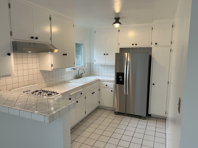 2206 Echo Park Ave, Unit #4