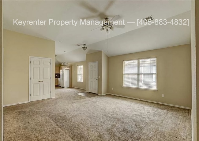 12328 SW 5th St in Yukon, OK - Building Photo - Building Photo