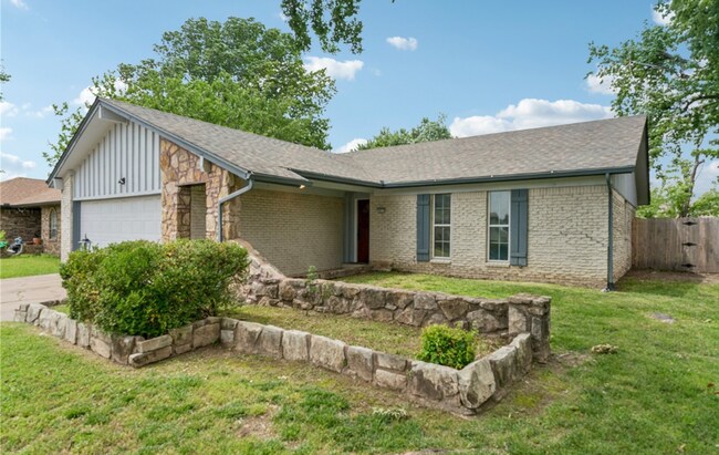 10715 E 29th St in Tulsa, OK - Building Photo - Building Photo
