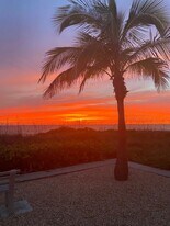 4340 Falmouth Dr, Unit 201 in Longboat Key, FL - Building Photo