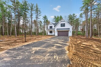 622 Acland Blvd in Ballston Spa, NY - Building Photo - Building Photo