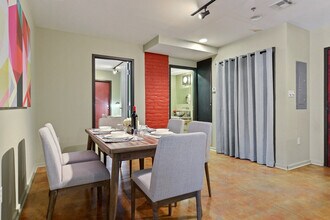 923 Constance St in New Orleans, LA - Building Photo - Building Photo