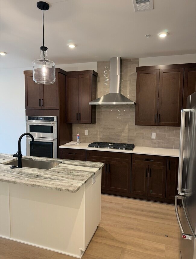 22125 Little Mount Ter in Ashburn, VA - Building Photo - Building Photo