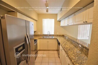 6554 W Sample Rd in Coral Springs, FL - Foto de edificio - Building Photo