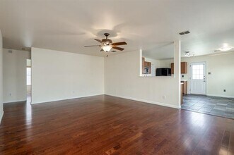 1932 Foxfield Way in Justin, TX - Building Photo - Building Photo