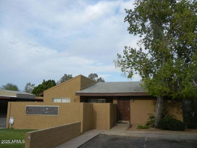 property at 1849 E Kirkland Ln