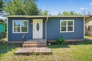 1327 35th St in Wichita Falls, TX - Building Photo