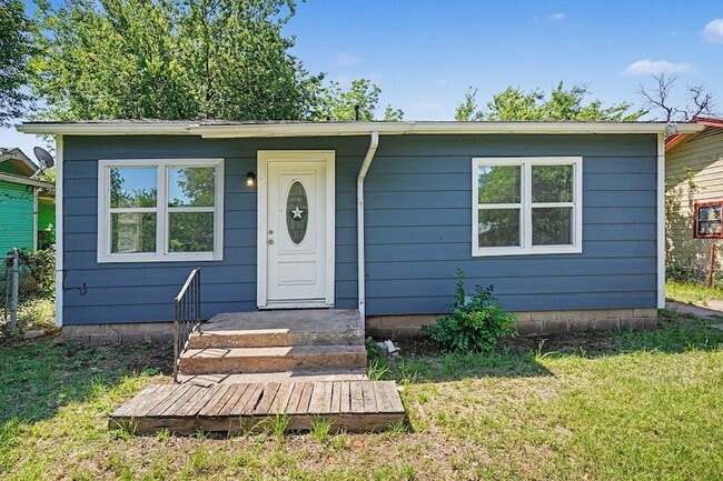 property at 1327 35th St