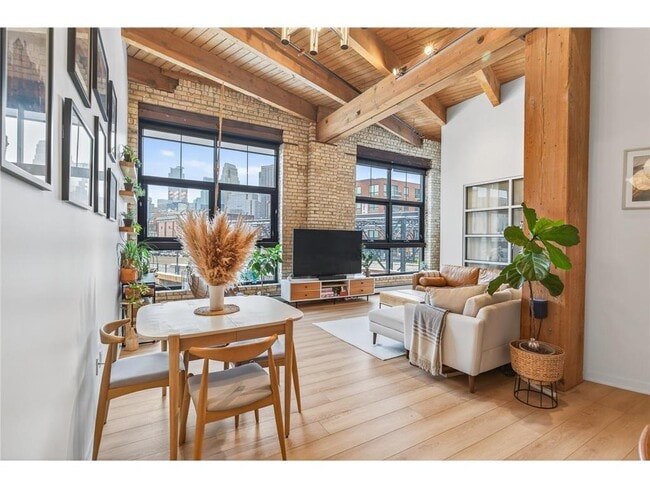 property at 404 N Washington Ave