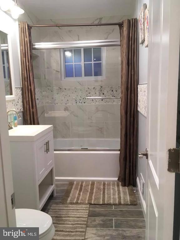 13807 Eastland St in Rockville, MD - Building Photo - Building Photo